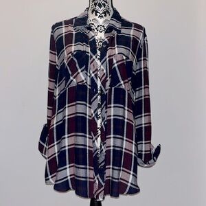 miami Plaid Button-Up Shirt in Black, White, Burgundy
